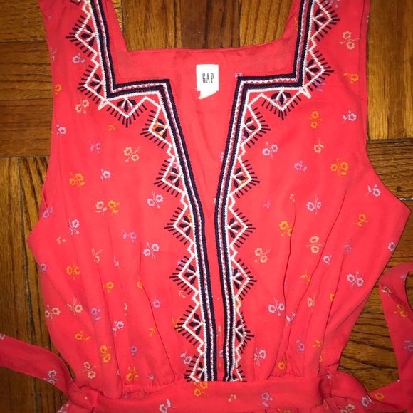 Gorgeous Gap dress - Picture 2 of 6